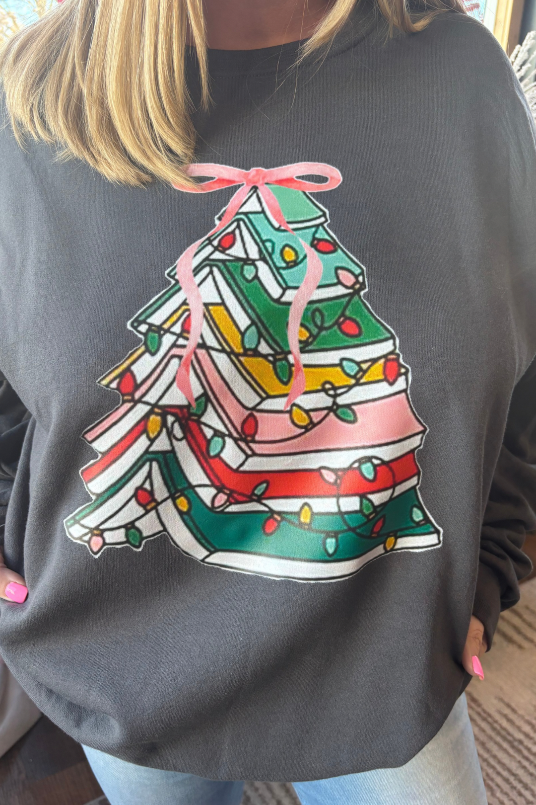 Merry Christmas Books Crewneck - Charcoal