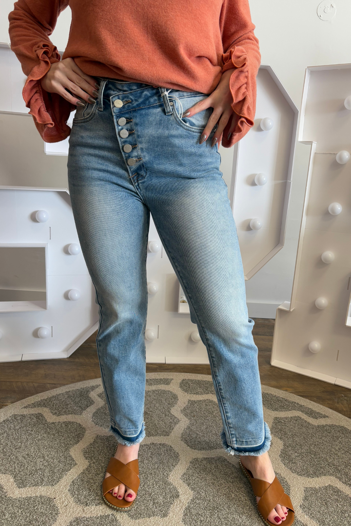 Raylee Cross Over Risen Jeans