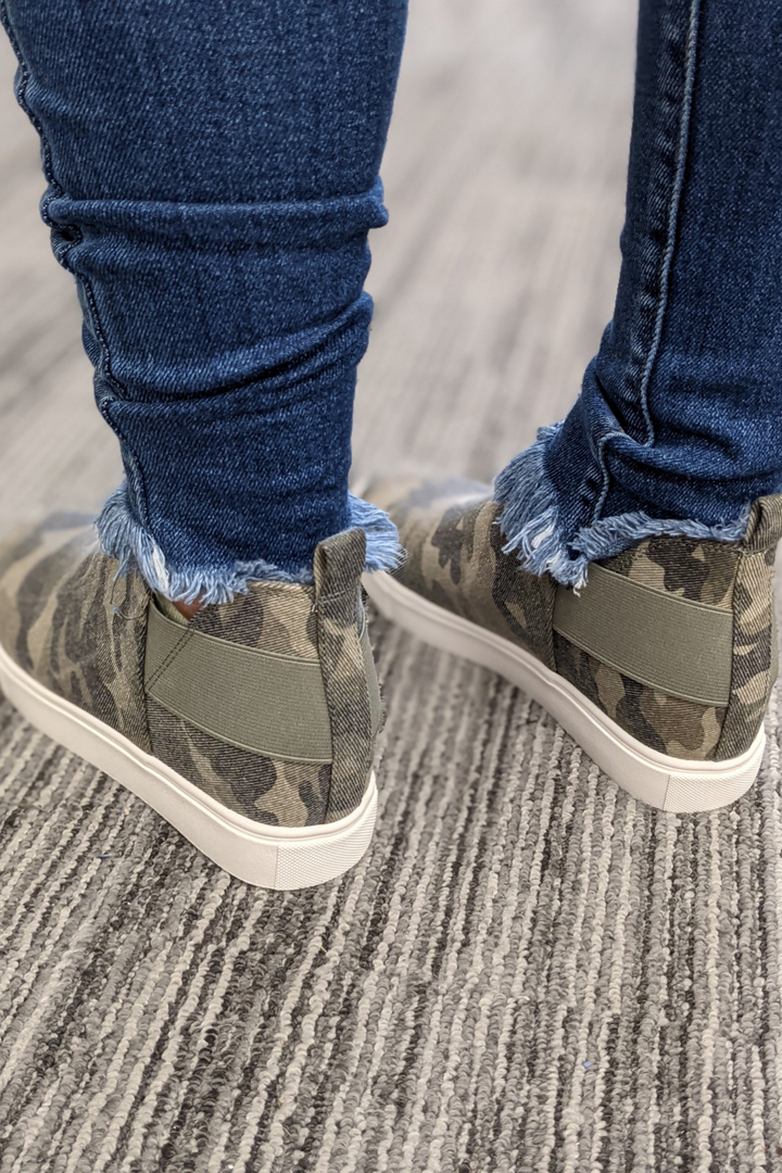 Diana Wedge Sneakers - Camo