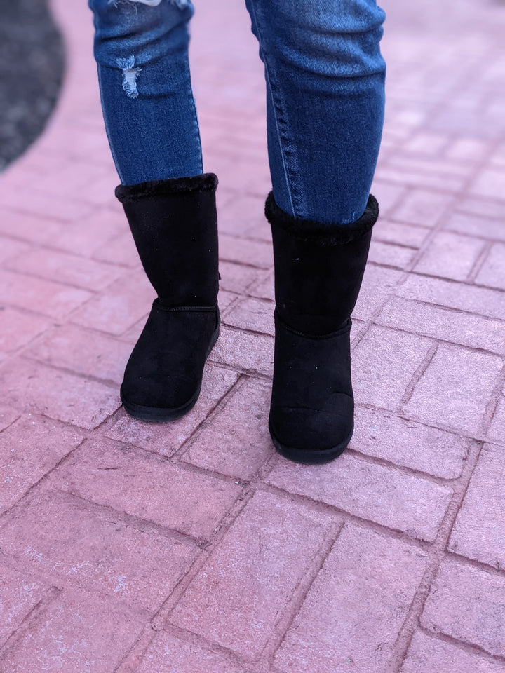 Ugg It's Winter Boots - Black