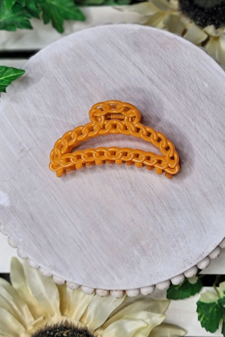 Fantasy Escape Chain Claw Clip